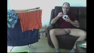 Laundry day chat